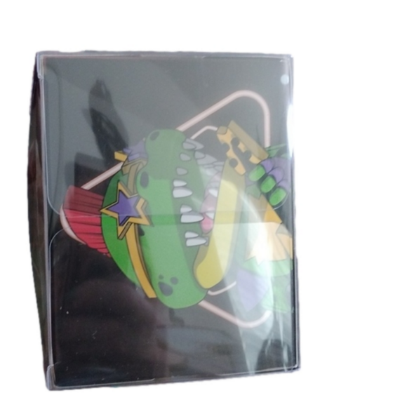 Five Nights at Freddy's Montgomery Gator Vinyl Figure #7 in Clear Protective Box - Picture 10 of 11